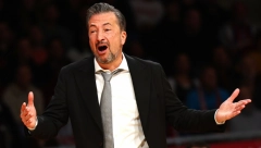 BANKI ČESTITAO ZVEZDI NA POBEDI, PA POHVALIO TEODOSIĆA Aktivirao je sav ofanzivni arsenal tima