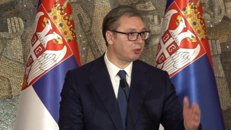 ČUVAJTE OBIČAJE, KULTURU I ČASNO IME VELIKOG SRPSKOG NARODA Vučić se oglasio nakon posete srpske dece iz Severne Makedonije (FOTO)