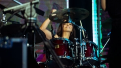 JEDAN DETALJ JE PRIVUKAO OGROMNU PAŽNJU: Svetski mediji bruje o spektaklu Milice Pavlović!