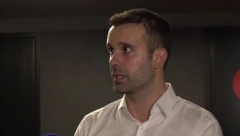 BURNO NA SEDNICI KOLEGOJUMA: Mandić pozvao Spajića i pustio ga na zvučnik od telefona...