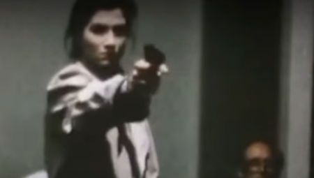 (UZNEMIRUJUĆI SNIMAK) Marijana ušetala u sudnicu, izvadila pištolj, pa izrešetala ubicu svoje ćerke