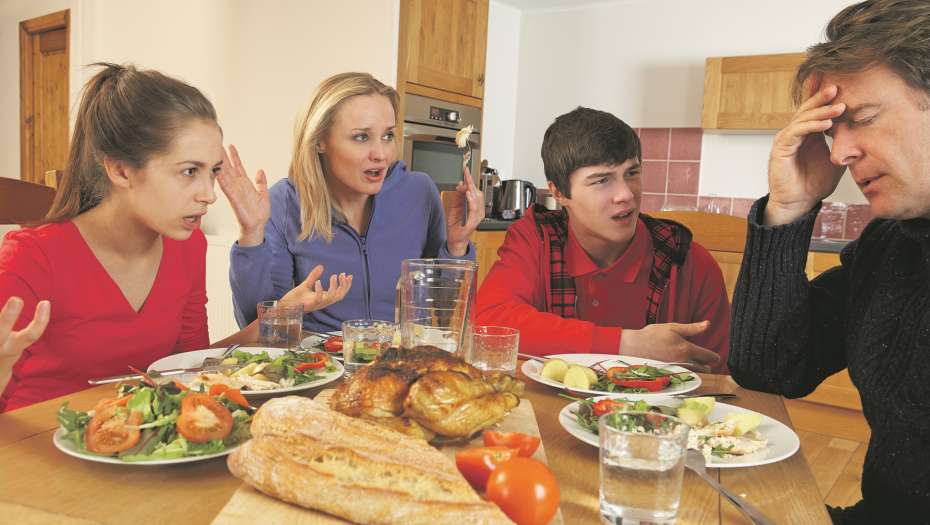 KO JE OVDE KOME ROD? Urnebesna porodična priča Velibora iz Trstenika, na kraju će ispasti da je sam sebi majka!
