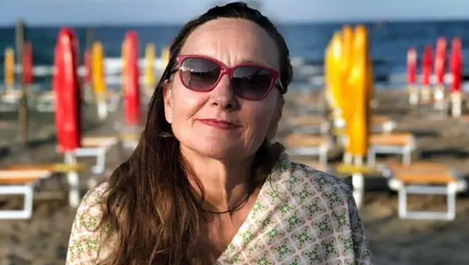 TUŽILAŠTVO HITNO ZAUSTAVILO SAHRANU Misteriozna smrt žene potresla javnost: Čim su ovo videli, odmah naredili obdukciju!