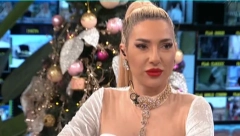 JOVANA VODI JUTARNJI U PROVIDNOJ HALJINI Jeremićeva prekrstila noge, pa zamalo sve sevnulo!