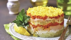 PREPORUKE JELA ZA NOVOGODIŠNJU TRPEZU PO RECEPTIMA NOVINARKI NAJ ŽENE Predjela, salate, pogače, torte i kolači