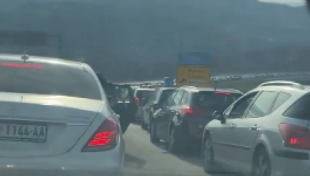OVAKO IZGLEDA SEOBA SRBA NA ZLATIBOR Na putevima Srbije kolone, kolaps i na granici