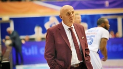 TI MIŠEVI TREBA DA ZNAJU DA MI SRCA IMAMO Trener Mornara zaplakao posle utakmice sa Partizanom