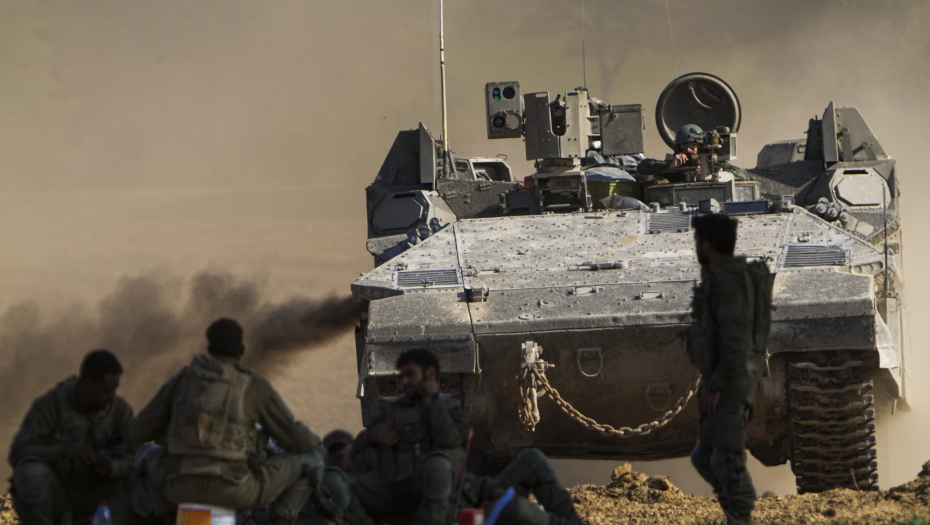 CRNI DIM SE DIŽE U NEBO, EKSPLOZIJA JE OGROMNA! Isplivao jeziv snimak udara na Hiam (FOTO/VIDEO)