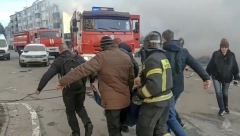 RUSI GAĐAJU IZ MOĆNOG ORUŽJA! Kličko na prvoj liniji fronta! (FOTO/VIDEO)