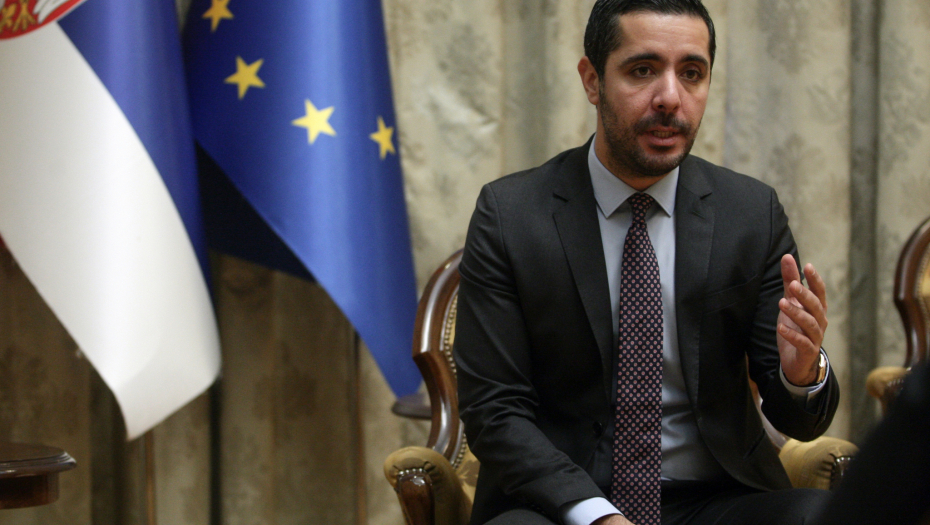 I DALJE TRPIMO BLOKADU TRGOVINE SRPSKIM PROIZVODIMA NA KiM Momirović: Očekujem da će se to rešiti