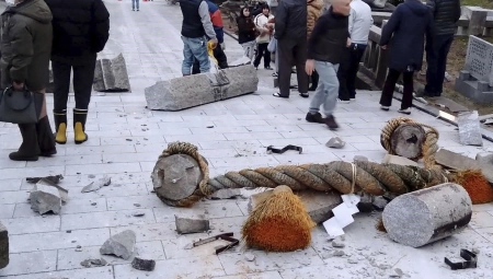 JAPAN ZAVIJEN U CRNO Ima mrtvih u razornom zemljotresu, vlasti apeluju: "Ne vraćajte se kućama"