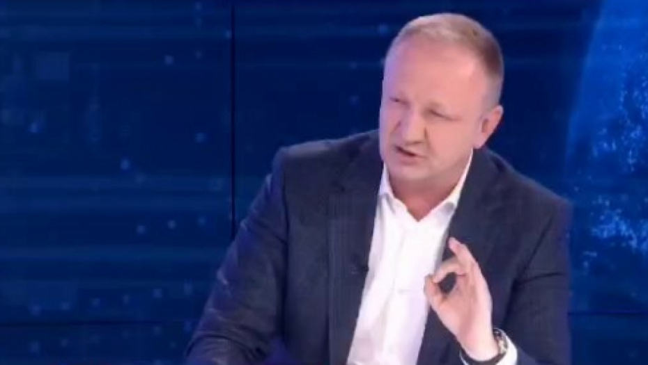 ĐILAS BI P0NOVO DA UREĐUJE RTS Narod pamti skaradne scene na javnom servisu kada se emitovao njegov rijaliti! (VIDEO)