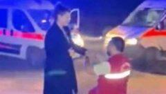 REKLA JE "DA" UZ ZVUK SIRENE I ROTACIJE O njihovoj veridbi svi pričaju, a pogledajte kako je sve izgledalo (VIDEO)