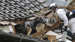 TLO I ZGRADE SE I DALJE TRESU Raste broj žrtava zemljotresa u Japanu, hitne službe u "trci sa vremenom" (FOTO)