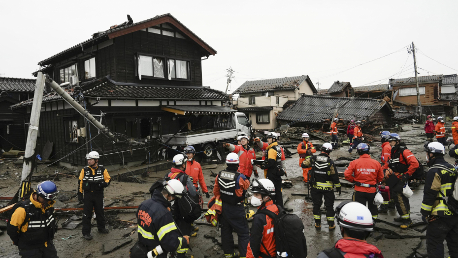 BROJ MRTVIH SVE VEĆI Zabrinutost u Japanu raste, vlada odlučila da poveća broj vojnika