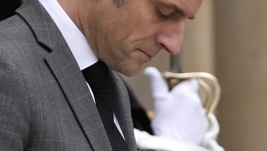 MAKRONU JE SAMO JOŠ PUTIN OSTAO Šef "Patriota" uputio hitan apel