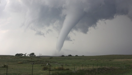 HAOS U EVROPI Belgiju pogodio tornadu, ljudi vrištali i bežali sa ulica (VIDEO)