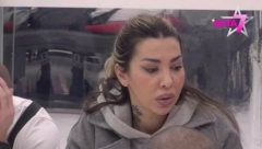 ANELINA MAJKA JE REKLA DA JOJ SE ĆERKA POČASTI NEKIM "CRTAMA" Taki izneo šok tvrdnje nakon što su Ahmićeve pretile Maji tužbom