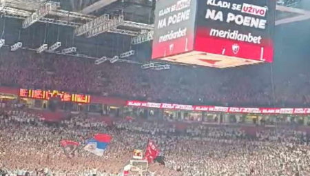 VRELO U ARENI Krcate tribine i podrška "delija" za košarkaše Zvezde pred derbi (VIDEO)