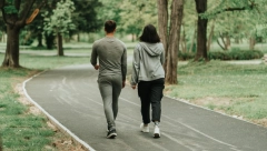 ISPLATI SE! Evo šta se dešava u telu kada posle večere prošetate samo 15 minuta