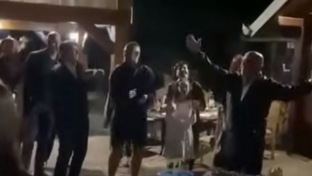 ŠOK U HRVATSKOJ! Hteli da zabrane srpski turbo folk, a političari se vesele uz njega (VIDEO)