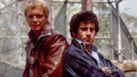 SUPRUGA SAOPŠTILA JAVNOSTI TUŽNE VESTI! Umrla glavna zvezda kultne serije