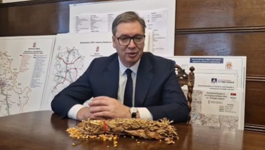 SAT OD ZEMANA ZA JAKOVA Predsednik Vučič svoj poklon daruje prvoj bebi rođenoj na KIM u 2024. (VIDEO)