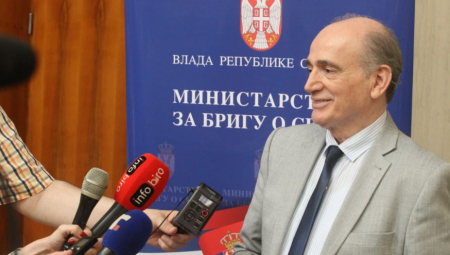 Božićna čestitka Milana Krkobabića