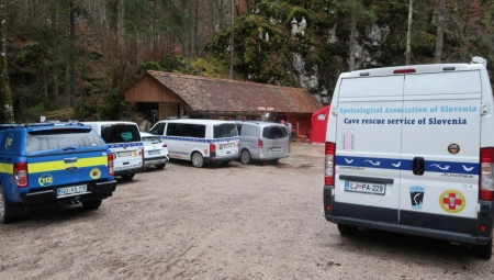 ALBANAC I BRAZILAC RONILI OKO BRODA U SLOVENIJI Kada su shvatili šta rade policija ih je opkolila, a onda je sve pronađeno