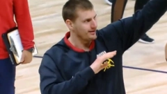 DRAMA OKO BROJA Jokić šmekerski odgovorio NBA legendi na napade