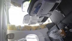 NOVA DRAMA SA "BOINGOM" Avion se vratio na aerodrom zbog pukotine na prozoru