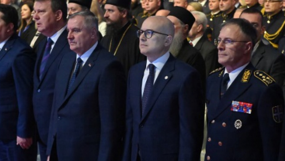 Ministar odbrane Miloš Vučević prisustvovao Svečanoj akademiji povodom 32 godine od osnivanja Republike Srpske