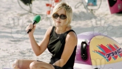 POZNATA GLUMICA BOLUJE OD OPAKE BOLESTI Slavna plavuša iz "Čuvara plaže" saopštila užasnu vest