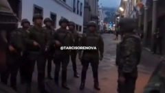 JOŠ JEDNA ZEMLJA PROGLASILA VANREDNO STANJE Vojska i policija na ulicama (VIDEO)