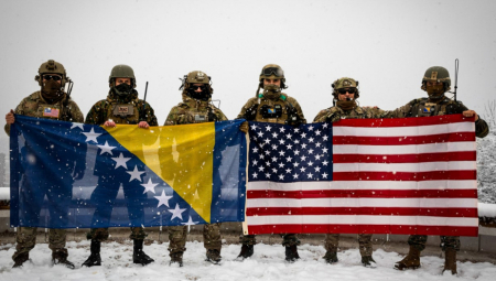 OPET BI DA BOMBARDUJU SRBE! Amerikanci objavili fotografije iz kokpita američkog BOMBARDERA u preletu preko Srpske! (FOTO)