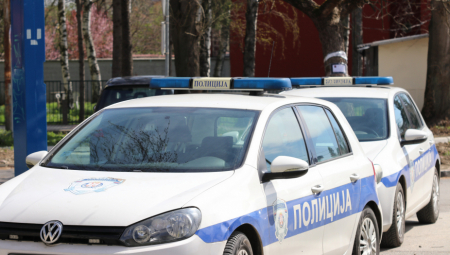 MUŠKARAC IZ BIJELOG POLJA PAO U AKCIJI POLICIJE Hteo da prodaje lekove za smirenje na ulici