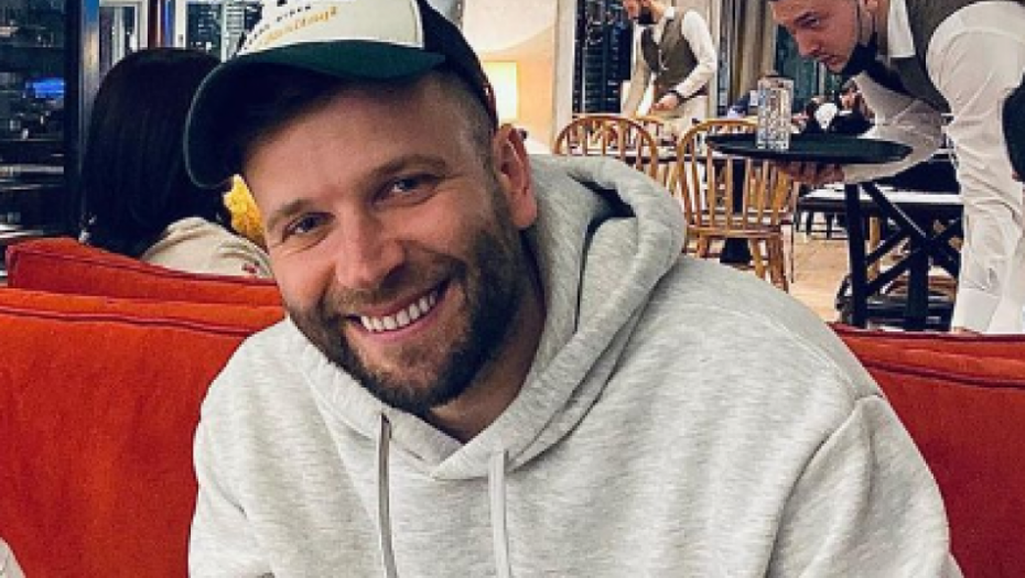 ŽENI SE FRONTMEN MAGLA BENDA Pevač objavio lepe vesti posle bolnog razvoda