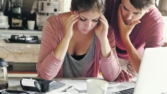 AKO SE VAŠE IME NAĐE NA ''CRNOJ LISTI'', SA KREDITOM SE MOŽETE OPROSTITI! Evo kako da proverite da li ste na spisku!