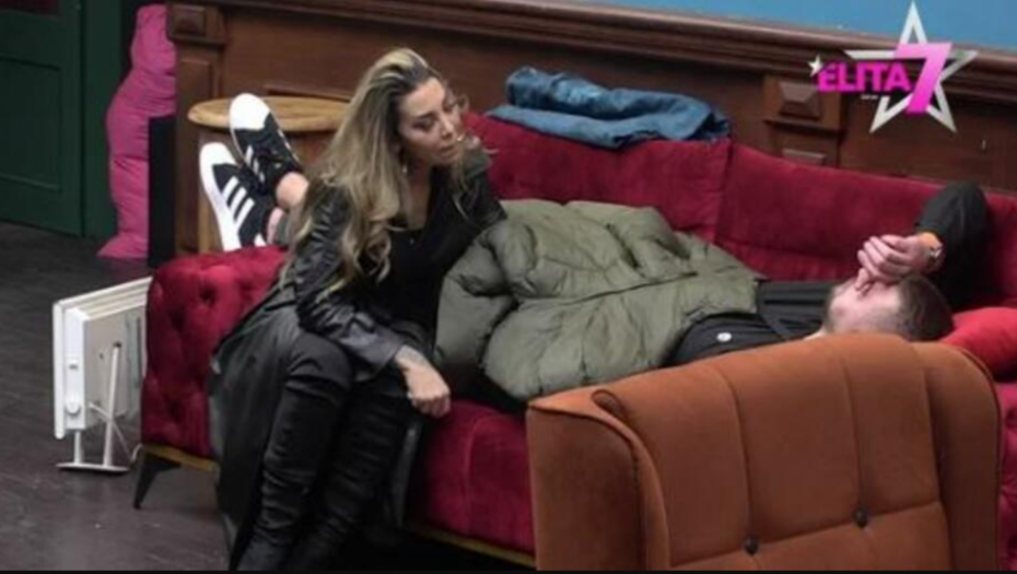 UČESNICI ELITE BESNI NA ANELI! Ahmićeva ne prestaje da proganja Janjuša: Izgubio je brata, rekla sam da ga ne pritiska