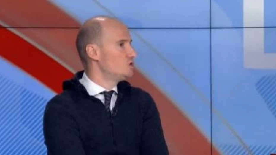 BALŠA BOŽOVIĆ KO POKVARENA PLOČA Najavio pad Vučića, istu priču vrti več 10 godina, a predsednik Srbije nikad jači