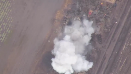 UNIŠTENI UKRAJINSKI TENKOVI Gori na frontu (VIDEO)