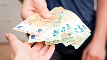 UVODE SE DRAKONSKE MERE U Italiji za bacanje opušaka na ulici 120, a za pljuvanje 200 evra