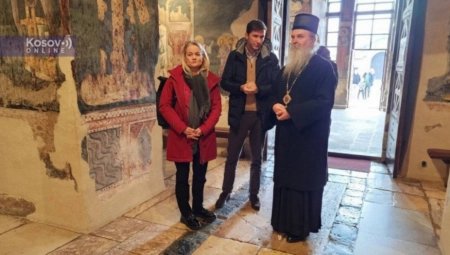 KURTI BESAN KAO RIS POSLE VIOLINE POSETE GRAČANICI "Ne može se osporiti da je ovo SPC"