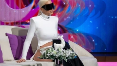JELENA KARLEUŠA EKSKLUZIVNO NA UNA TV: Ja sam najbolje obučena gola žena na svetu