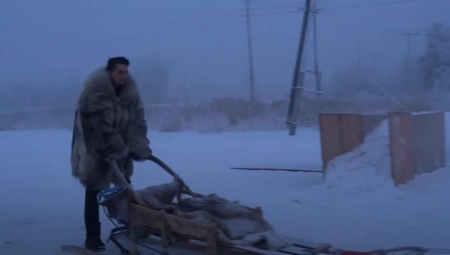 DA LI MOŽETE DA ZAMISLITE ŽIVOT NA -71 STEPEN? Trontaju se da se spasu od promrzlina, smrzavaju se čak i telefoni