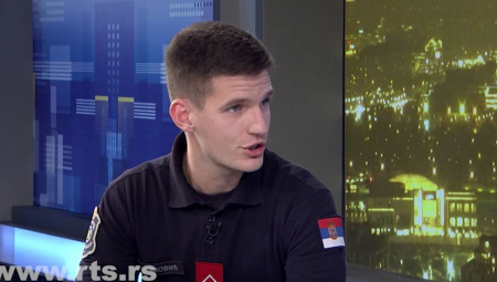 "POSTOJALA JE OPASNOST OD PUCANJA LEDA" Spasioci otkrili kako su izvukli ženu i psa iz ledene vode