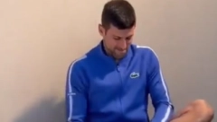 NOLE, ŠTA TO RADIŠ? Đokovićev snimak zapalio društvene mreže, napisao je samo jednu reč i uradio ovo (VIDEO)