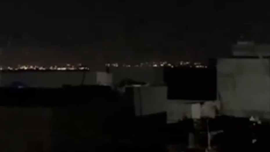 IRAN NAPAO ZONU AMERIČKE BAZE NA SEVERU IRAKA (VIDEO)