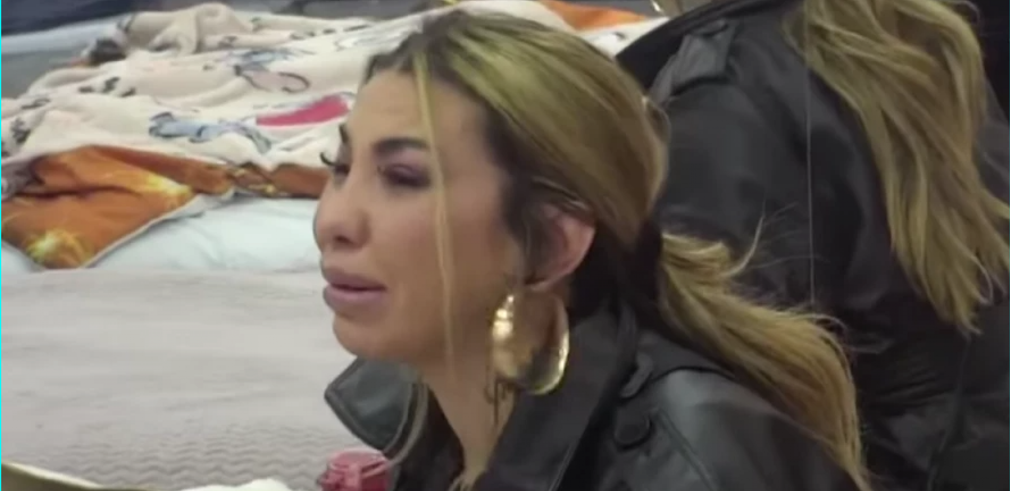 JANJUŠ SPUSTIO ANELI U PROGRAMU UŽIVO Ahmićeva nije znala šta je snašlo, prebledela od šoka!