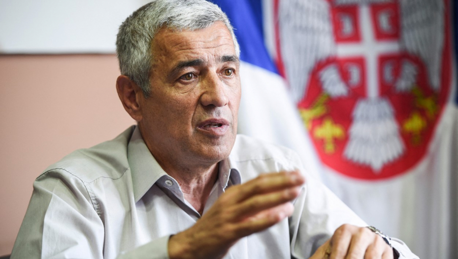 PRE 6 GODINA UBIJEN JE OLIVER IVANOVIĆ Ubice su mu ispalile 6 metaka u leđa, ni dželati ni nalogodavci zločina još nisu poznati